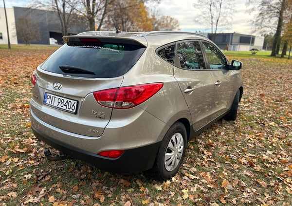 Hyundai Tucson cena 31990 przebieg: 254678, rok produkcji 2011 z Ryglice małe 232